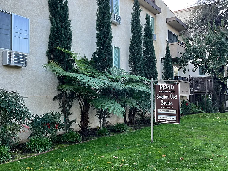Sherman Oaks Country LLC — Photo 1
