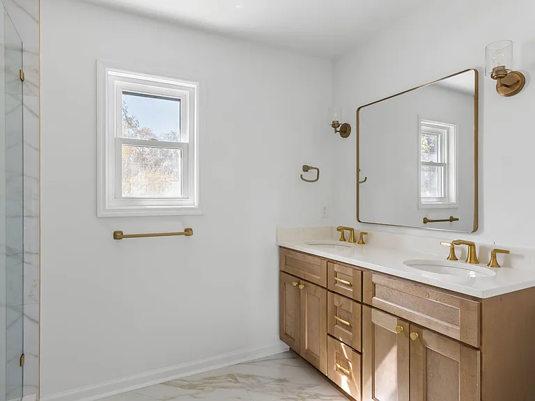 2480 Lantern St — Photo 7