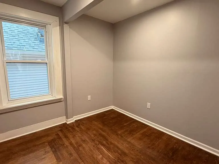 48 Daisy St #A2 — Photo 3