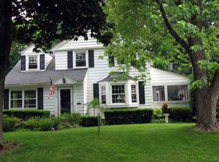 17 Concord Pkwy, Pittsfield, MA 01201