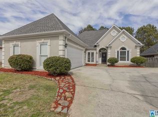 125 Paradise Lake Rd, Hoover, AL 35244