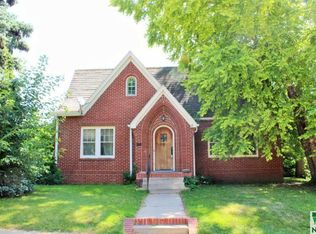 2520 Jackson St, Sioux City, IA 51104