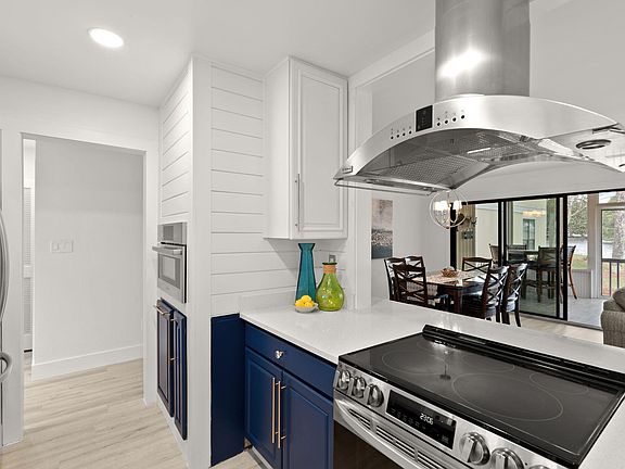 3rd image of 705 Sandpiper Dr #10672