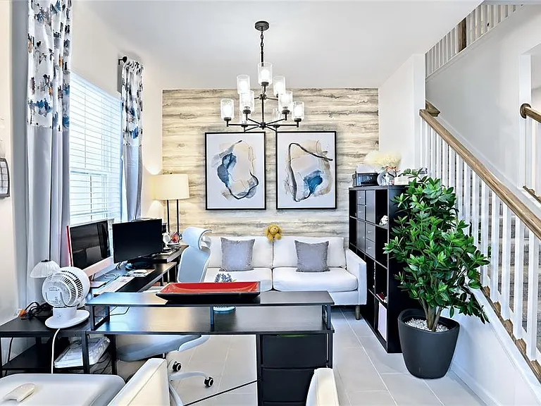 1120 Lakeshore Breeze Pl — Photo 4
