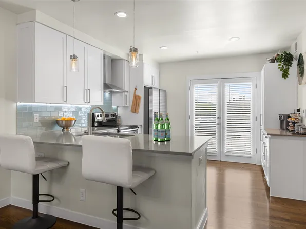 3922 Gilbert Ave APT 214, Dallas, TX 75219
