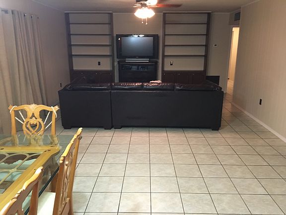 3rd image of 1404 Shasta Ave