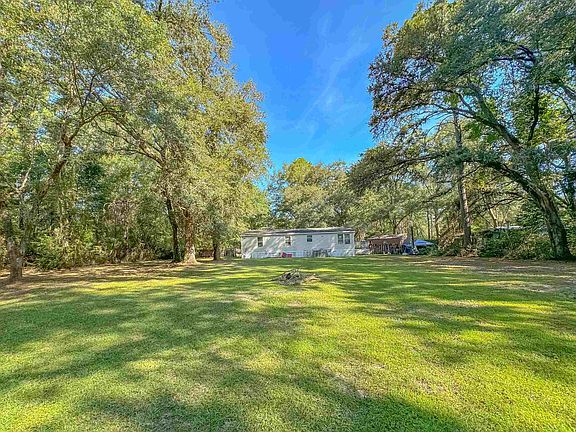 4th image of 123 Woodland Dr