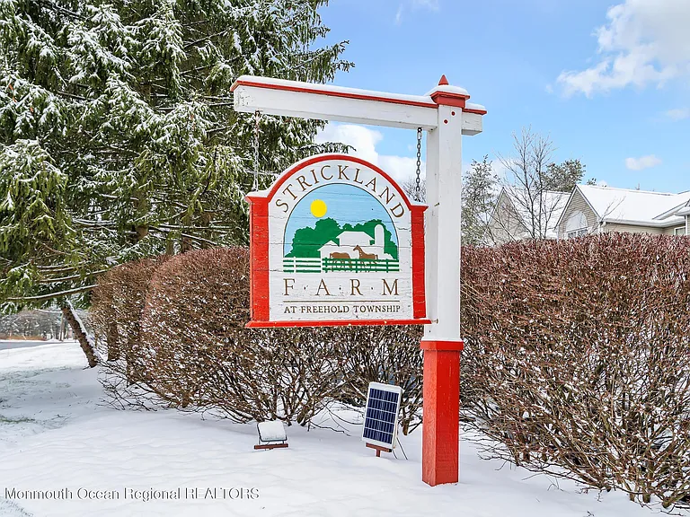 707 Hatchery Ct — Photo 4