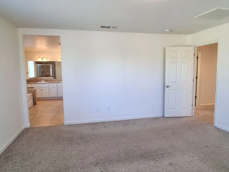 3813 Griffith Ave — Photo 20