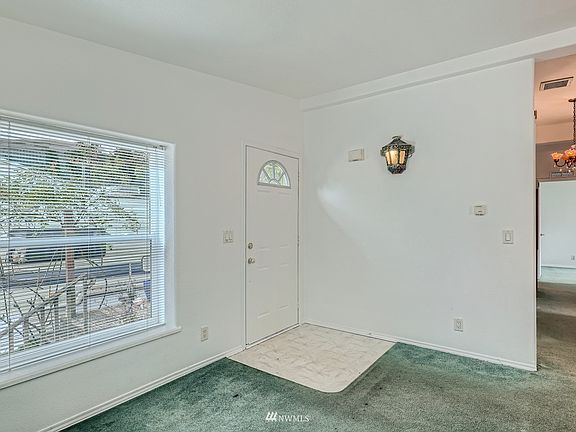 3rd image of 1333 N 125th #13