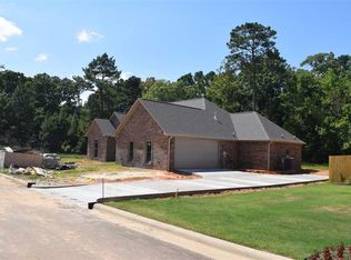 7300 Palisades Dr, Texarkana, TX 75503
