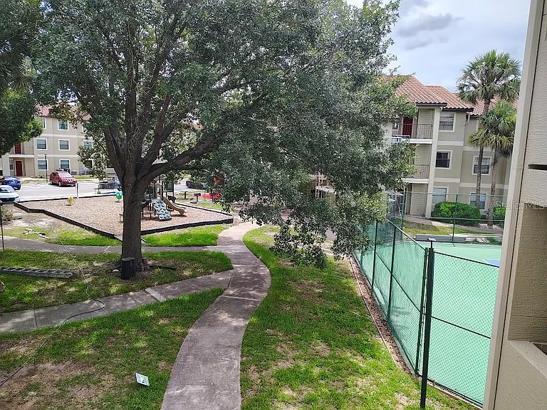 3024 Parkway Blvd #202 — Photo 15