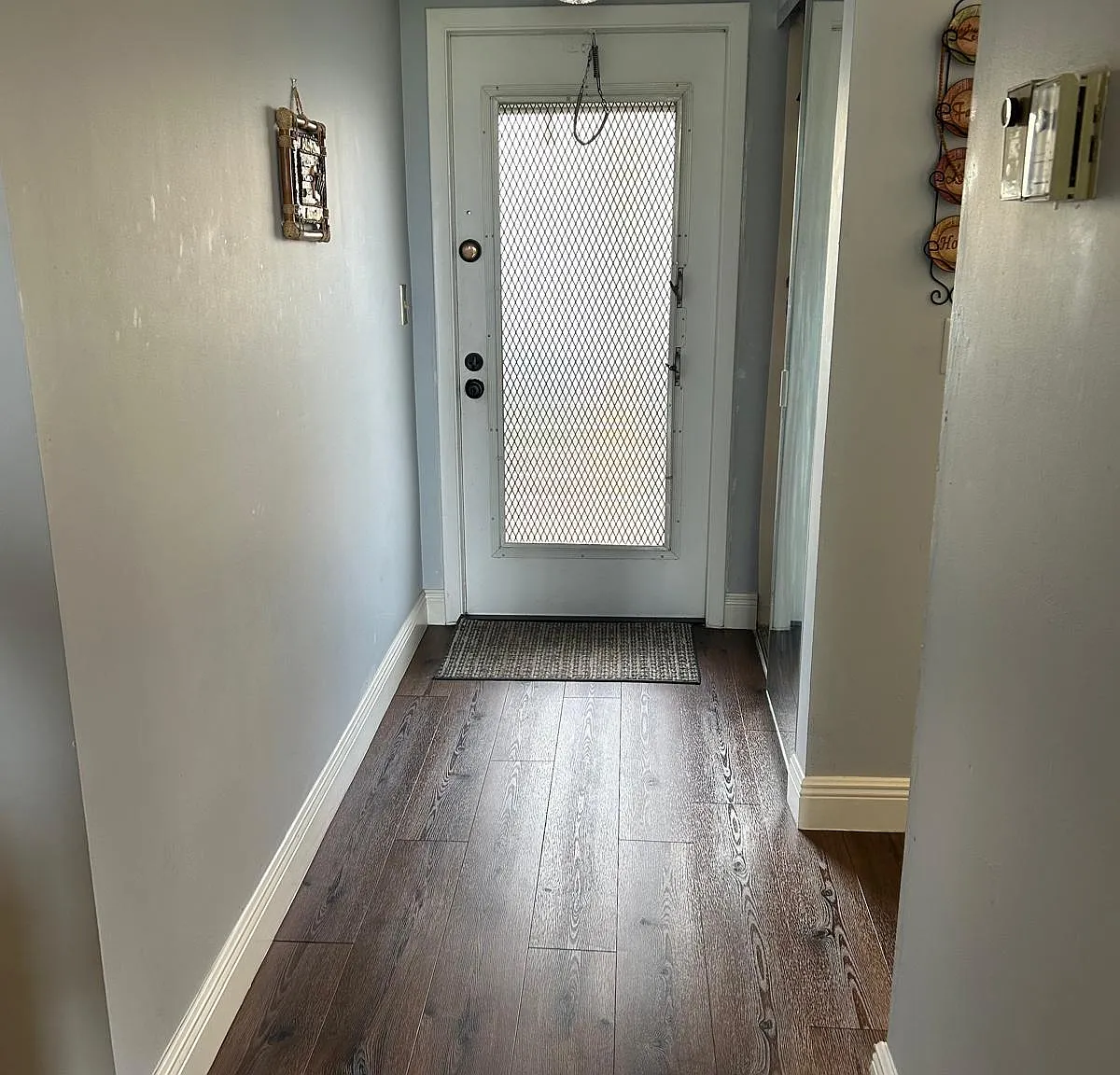 2 bed, 2.0 bath, 970 sqft, $1,700 — Photo 2