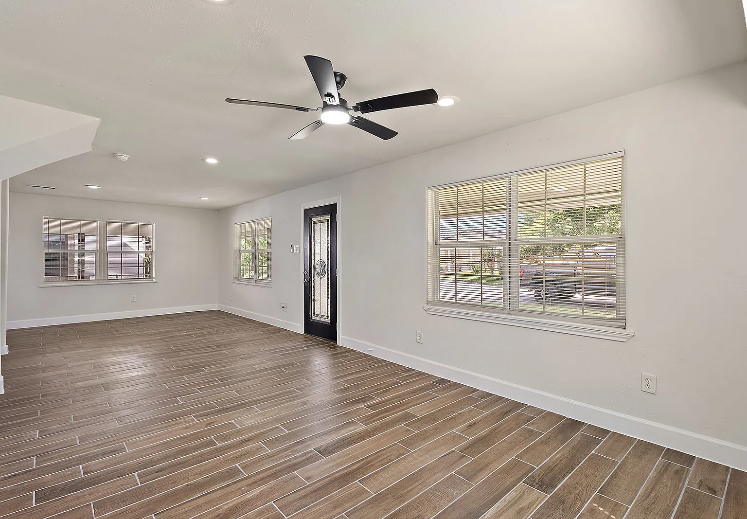 4 bed, 1860 sqft, $2,000 — Photo 4