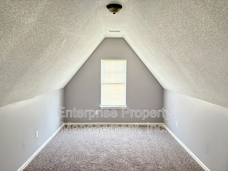 4429 S Cedar Bark Cv — Photo 17