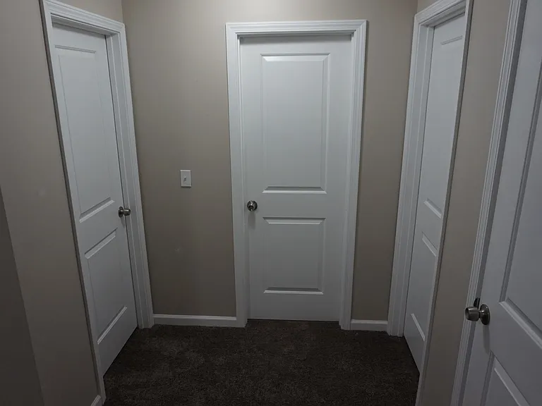 4044 Allen St — Photo 8