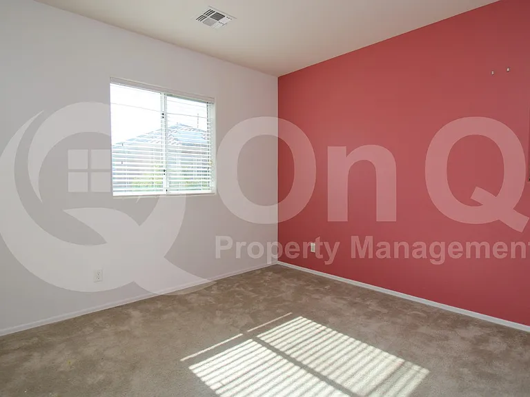 9134 S Roberts Rd — Photo 18