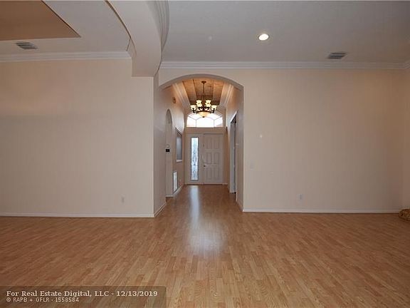 4th image of 7255 Morocca Lake Dr