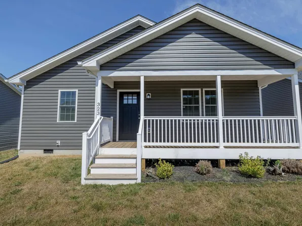 323 N Delphine Ave, Waynesboro, VA 22980