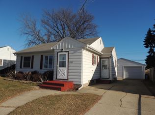 4703 33rd Ave, Kenosha, WI 53144