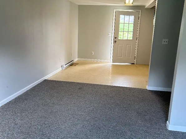 3794 State Route 19 S APT 10, Warsaw, NY 14569