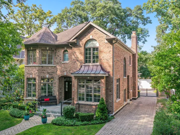 1509 Asbury Ave, Winnetka, IL 60093