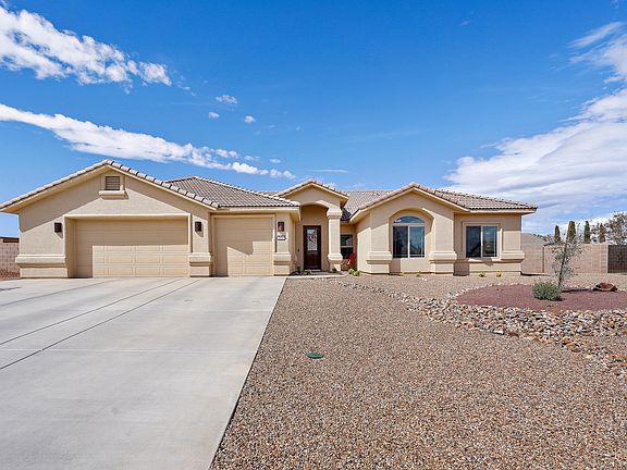 2nd image of 2333 Barcoda Ct