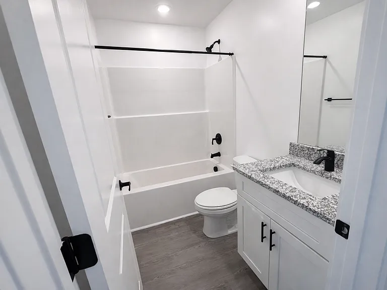 12 Catawba Ave — Photo 13