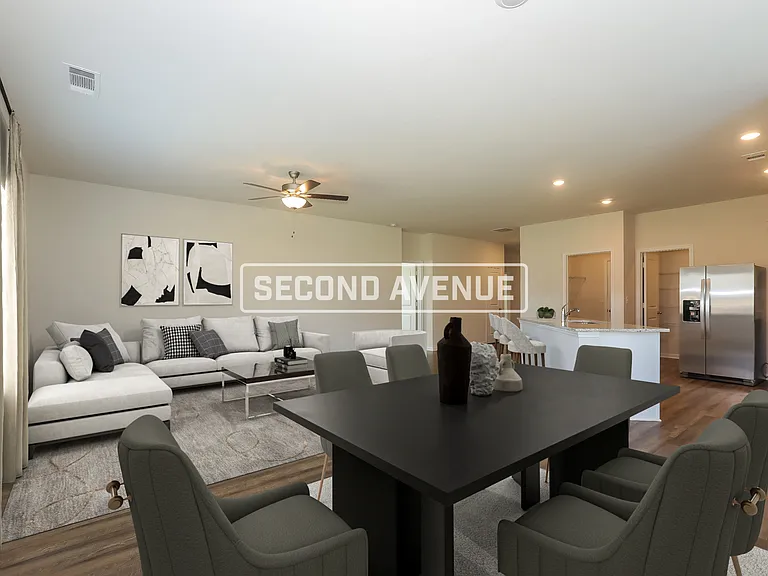 714 Woody Dr — Photo 2