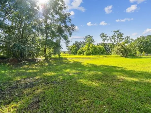 1804 E Spencer St, Plant City, FL 33563