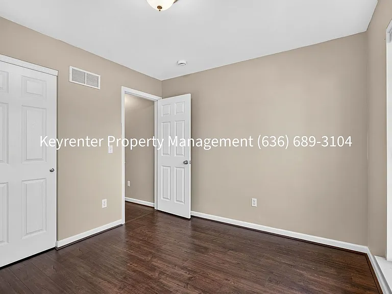 411 Angelique Pl — Photo 30