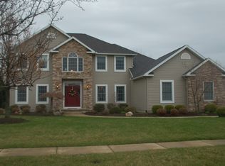 1013 Eagle Ridge Dr, Huron, OH 44839