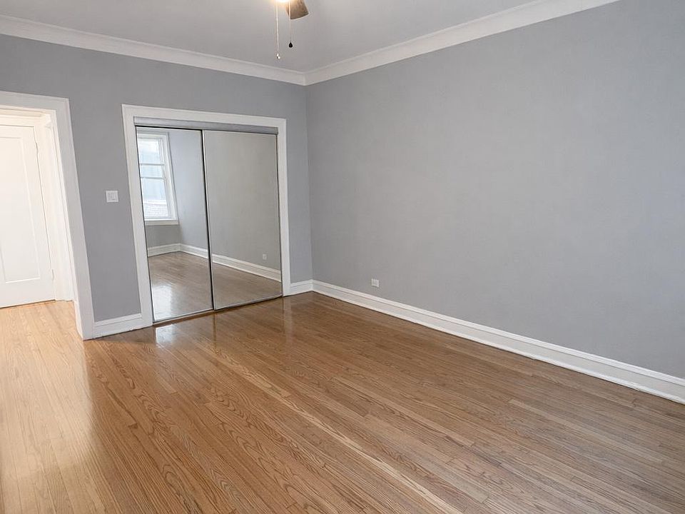 1st image of 10719 S King Dr W #3W