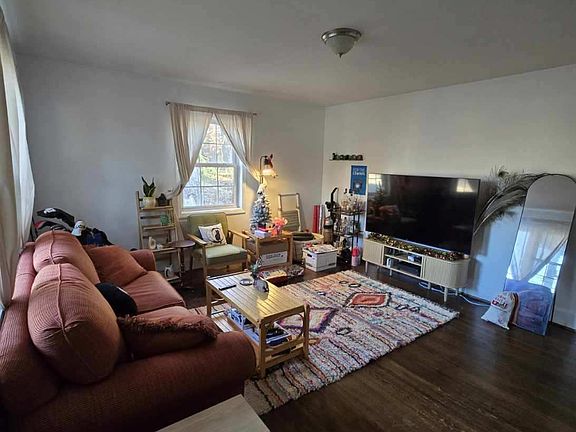 5th image of 2238 Wilmore Dr APT A