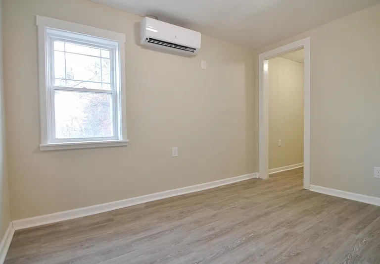 4914 Fort Ave #C — Photo 4