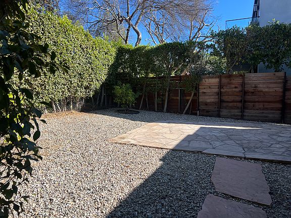4th image of 2918 Waverly Dr #2918