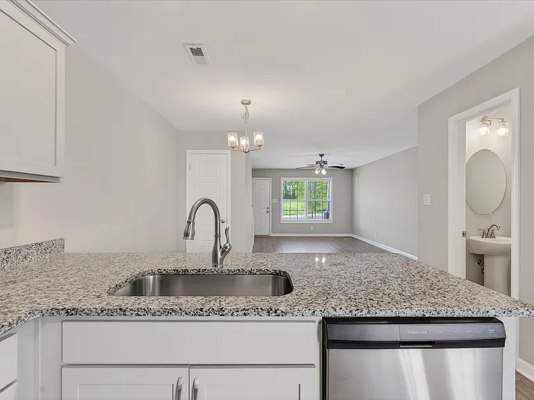 645 Stowe Ct #C — Photo 19