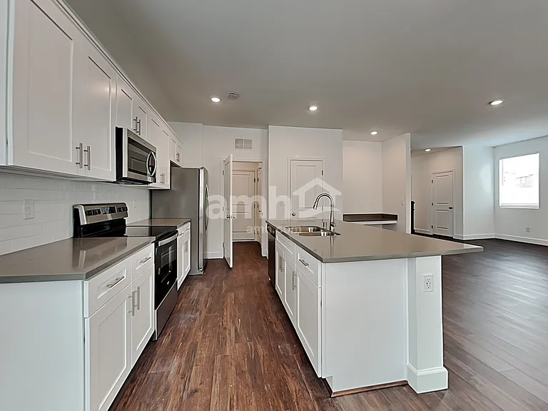 2715 Hot Cider Ave — Photo 3