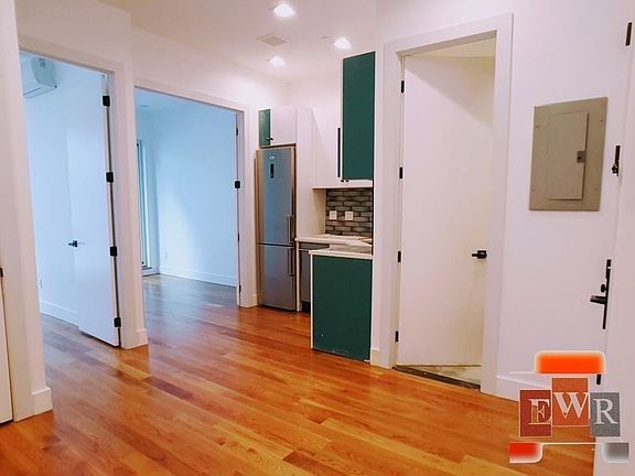 3rd image of 509 Vanderbilt Ave #3E