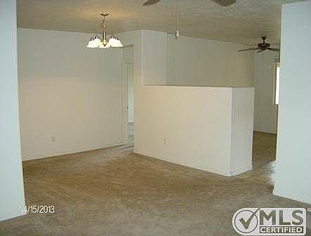 Living Room - Pic 1
