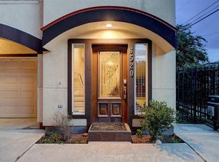 6520 Calder St, Houston, TX 77007