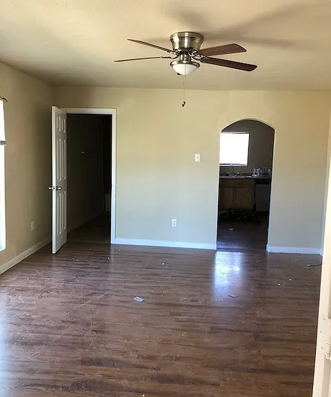 4010 Lee St — Photo 2