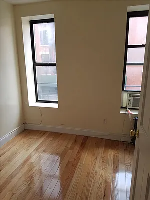 Rented by Platinum Properties | media 34