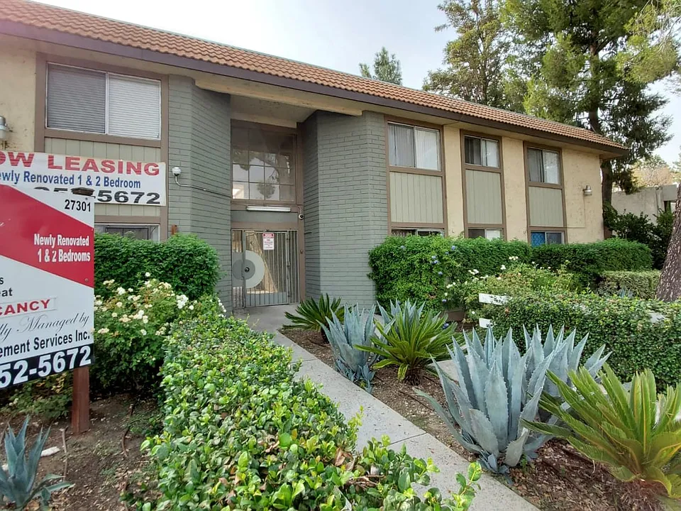 Villa Gardens Apts - Carmel Palm, LP