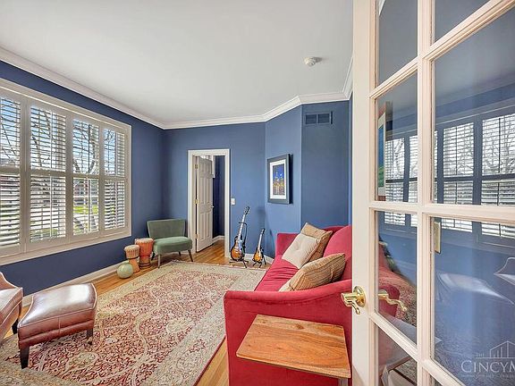 3rd image of 11753 Thayer Ln