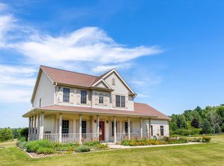 2080 St Patrick CIRCLE, Hartford, WI 53027