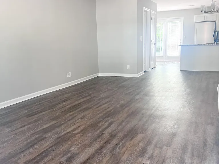 261 Woodland Valley Ln — Photo 11