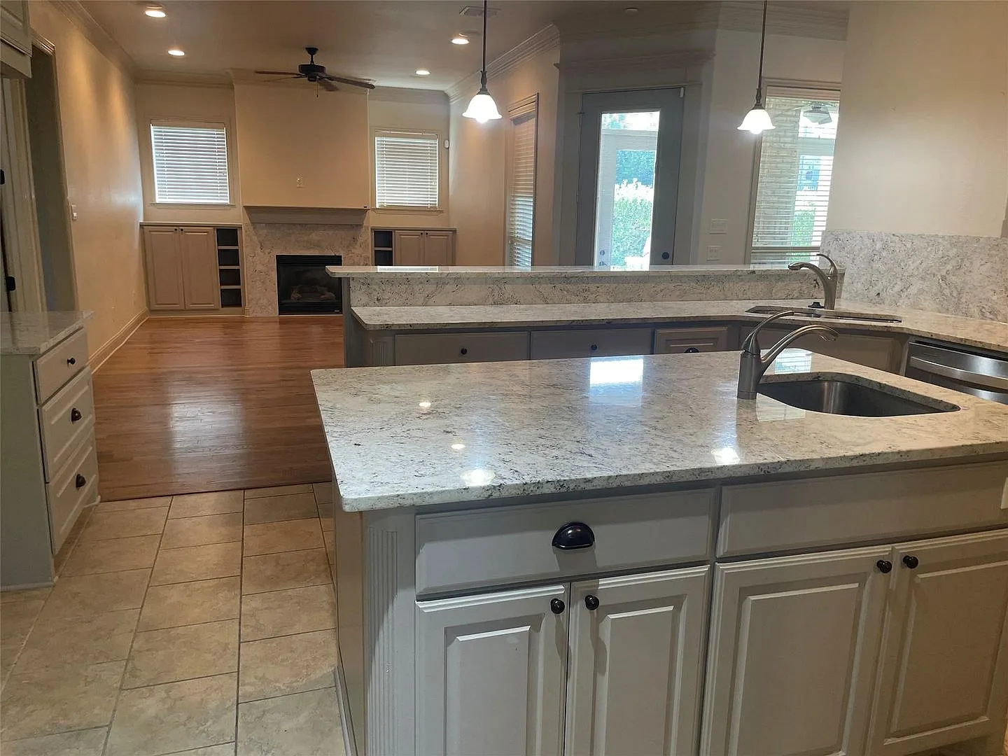 326 Harborview Drive, Rockwall, Texas 75032 — Photo 4