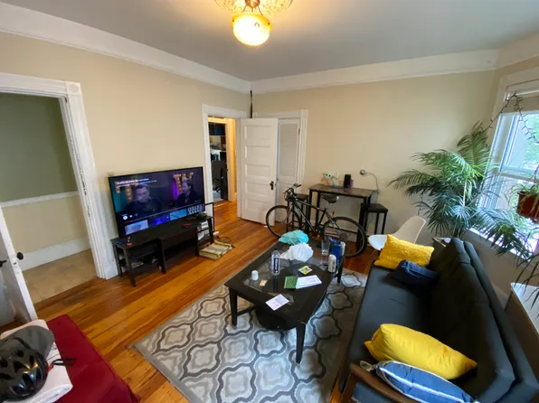 12 Oswald St #122, Roxbury Crossing, MA 02120