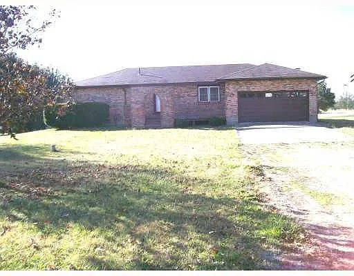 3017 Old Springfield Rd photo 1